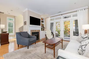 1120 Parkridge Ln, Raleigh, NC 27605 - Photo 4