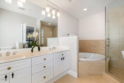 1120 Parkridge Lane #102, Raleigh, NC 27605 - Photo 28