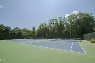 1120 Parkridge Ln, Raleigh, NC 27605 - Photo 46