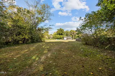 102 N Jackson Street, Dunn, NC 28334 - Photo 4