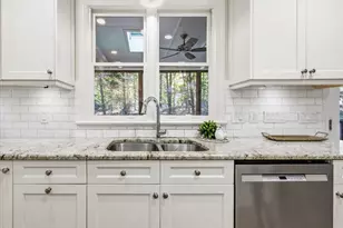 2901 Hunters Bluff Dr, Raleigh, NC 27606 - Photo 14