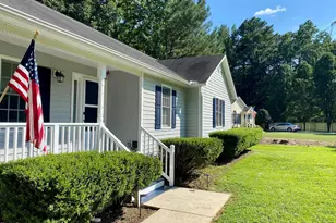 117 Primrose Ln, Clayton, NC 27520 - Photo 2