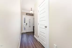 110 Lexington Ave, Zebulon, NC 27597 - Photo 8