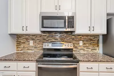 110 Lexington Avenue, Zebulon, NC 27597 - Photo 10