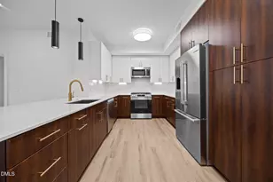 615 W Peace St, Raleigh, NC 27605 - Photo 2