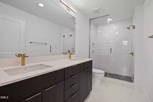 615 W Peace St, Raleigh, NC 27605 - Photo 16