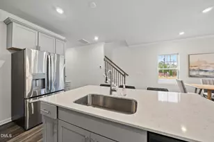 109 Peebles Dr, Smithfield, NC 27577 - Photo 6