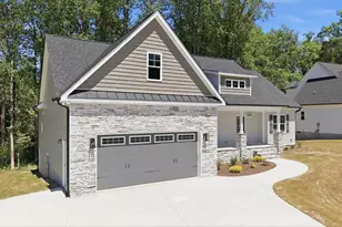 307 Coffman Dr, Pikeville, NC 27863 - Photo 6