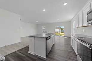 195 Bedstone Wy, Clayton, NC 27520 - Photo 6