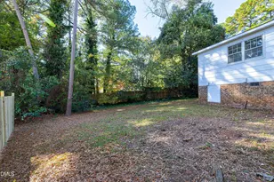 800 Plentywood Ct, Raleigh, NC 27615 - Photo 32