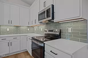 1216 Petite Terre Ct, New Bern, NC 28560 - Photo 2