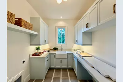 1718 Piccadilly Lane, Raleigh, NC 27608 - Photo 32