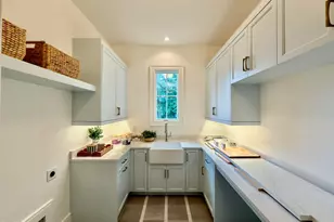 1718 Piccadilly Ln, Raleigh, NC 27608 - Photo 32