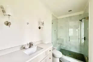 1718 Piccadilly Ln, Raleigh, NC 27608 - Photo 48