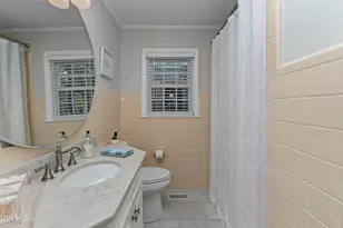1006 W Divine St, Dunn, NC 28334 - Photo 18