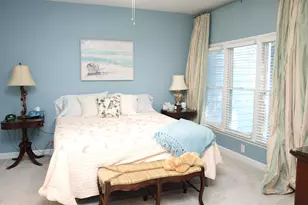 802 Mill Greens Ct, Raleigh, NC 27609 - Photo 10