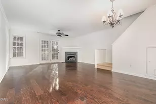 2025 Thornblade Dr, Raleigh, NC 27604 - Photo 8