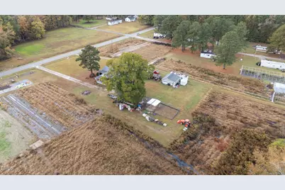 8498 W Tarboro Road, Rocky Mount, NC 27803 - Photo 16