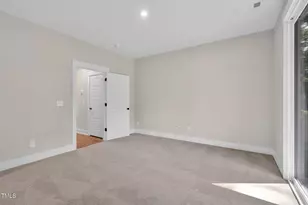 1114 Blackthorn Ln, Durham, NC 27703 - Photo 8