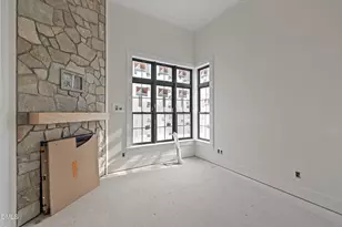 105 Edenburgh Rd, Raleigh, NC 27608 - Photo 20