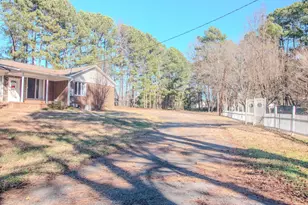 3009 Sanderford Rd, Raleigh, NC 27610 - Photo 2