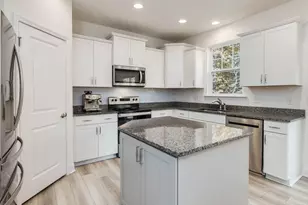 718 Heartpine Dr, Mebane, NC 27302 - Photo 12