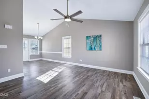 401 Oak Dare Ln, Wendell, NC 27591 - Photo 4