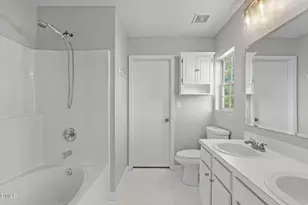 208 N Weststone Blvd, Fuquay Varina, NC 27526 - Photo 20