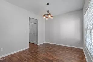 208 N Weststone Blvd, Fuquay Varina, NC 27526 - Photo 8