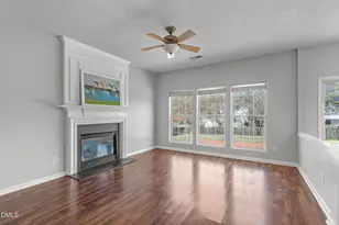 208 N Weststone Blvd, Fuquay Varina, NC 27526 - Photo 10