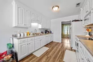 120 Blackthorne Ct, Clayton, NC 27520 - Photo 4