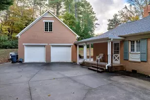 1909 Parker Ln, Henderson, NC 27536 - Photo 6