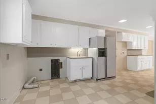 1909 Parker Ln, Henderson, NC 27536 - Photo 34