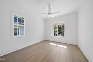 2212 Bedford Ave, Raleigh, NC 27607 - Photo 18