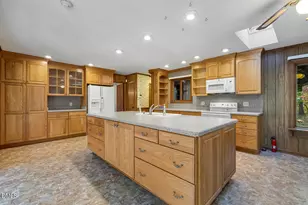 3028 Ethan Ln, Raleigh, NC 27613 - Photo 4