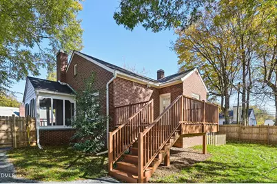 111 E Market Street, Graham, NC 27253 - Photo 32