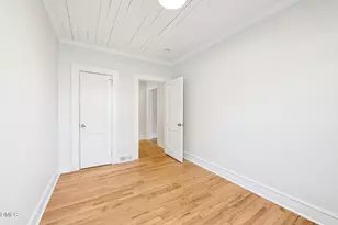 111 E Market St, Graham, NC 27253 - Photo 26