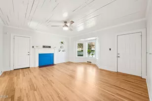 111 E Market St, Graham, NC 27253 - Photo 6