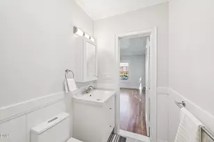 111 E Market St, Graham, NC 27253 - Photo 20