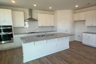 199 Scarlet Sage Dr, Fuquay Varina, NC 27526 - Photo 4