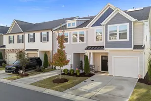 36 Hanging Moss Trl, Clayton, NC 27527 - Photo 2