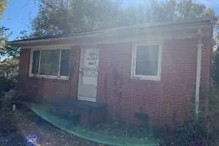 438 Dudley St, Burlington, NC 27217 - Photo 32