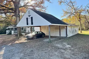 8621 Hicksboro Rd, Oxford, NC 27565 - Photo 2