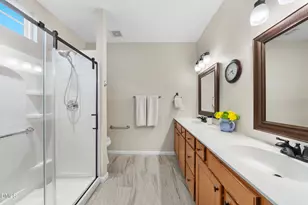 105 Brookesby Ct, Cary, NC 27519 - Photo 18