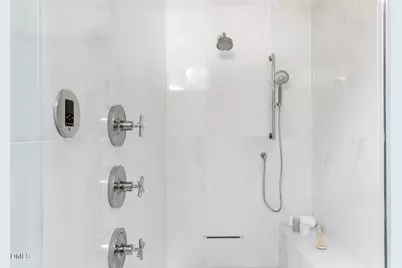 4300 Camelot Drive, Raleigh, NC 27609 - Photo 44