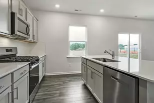 829 Comice Pear Wy, Willow Springs, NC 27592 - Photo 8