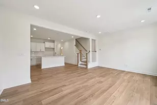 804 Kensley Grv Ln, Fuquay-Varina, NC 27526 - Photo 6