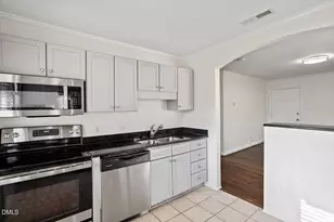 2622 McNeil St, Raleigh, NC 27608 - Photo 8