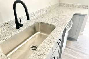 6859 Beaver Stone Rd, Fayetteville, NC 28314 - Photo 12