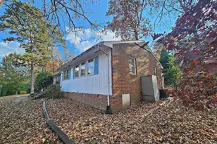 239 Hamilton Rd, Chapel Hill, NC 27517 - Photo 4